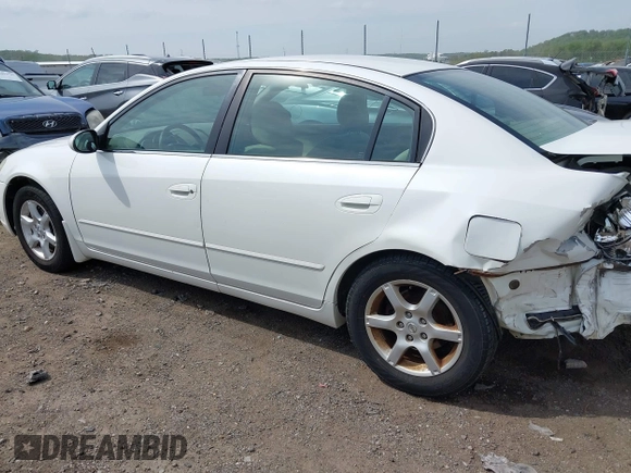 2006 Nissan Altima S with VIN 1N4AL11D76N429043, listed as a IAAI auction lot 42061407 with 163,528 mi miles and . Bid and sale history available at DreamBid. Image 14.