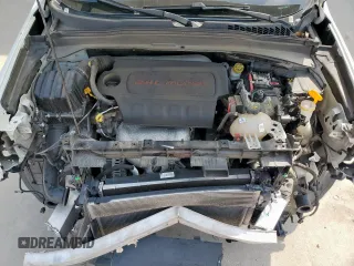 2020 Jeep Renegade Altitude with VIN ZACNJABB1LPL02416, listed as a Copart auction lot 57239765 with 102,631 mi miles and Clean title. Bid and sale history available at DreamBid. Image 12.
