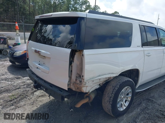 2016 GMC Yukon XL SLE with VIN 1GKS1FKC0GR331459, listed as a IAAI auction lot 41557718 with 203,803 mi miles. Bid and sale history available at carsss.com. Image 6.