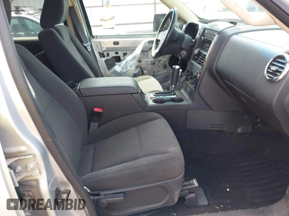 2010 Ford Explorer XLT with VIN 1FMEU7DE0AUA26175, listed as a IAAI auction lot 42608150 with 147,753 mi miles and . Bid and sale history available at DreamBid. Image 5.
