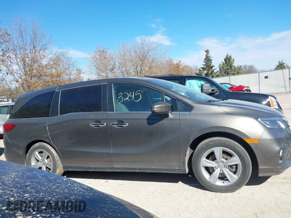 2019 Honda Odyssey EX with VIN 5FNRL6H57KB023443, listed as a IAAI auction lot 41813245 with 84,591 mi miles. Bid and sale history available at carsss.com. Image 13.