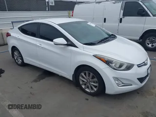 2016 Hyundai Elantra SE z VIN 5NPDH4AE7GH707735, wystawiony jako IAAI lot #42460102 z przebiegiem 104 022 mil mil oraz . Historia ofert i sprzedaży dostępna na DreamBid. Obrazek 1.