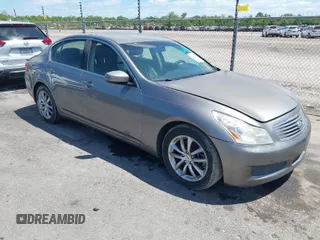 2009 Infiniti G37 Journey with VIN JNKCV61E69M303526, listed as a IAAI auction lot 42027538 with 270,559 mi miles. Bid and sale history available at carsss.com. Image 1.