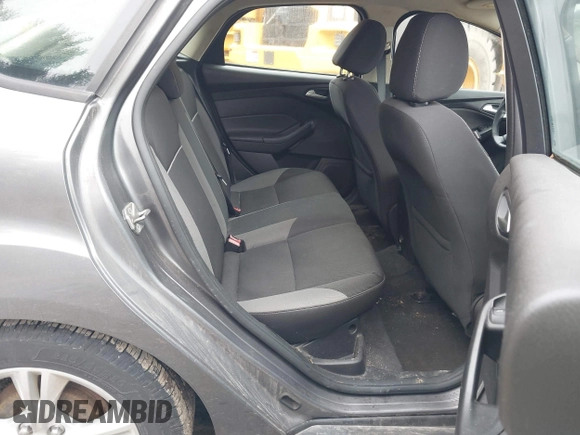 2014 Ford Focus SE with VIN 1FADP3K28EL313161, listed as a IAAI auction lot 42017640 with 111,962 mi miles. Bid and sale history available at carsss.com. Image 8.