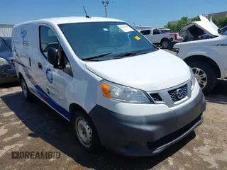 2015 Nissan NV200 S z VIN 3N6CM0KN2FK704449, wystawiony jako IAAI lot #42492552 z przebiegiem 125 356 mil mil oraz . Historia ofert i sprzedaży dostępna na DreamBid. Obrazek 1.