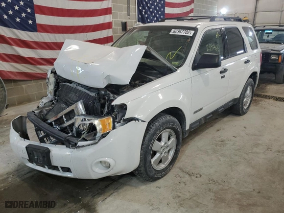 2008 Ford Escape XLT with VIN 1FMCU93Z78KE20978, listed as a Copart auction lot 68753392 with 239,765 mi miles and Non Repairable. Bid and sale history available at carsss.com. Image 2.