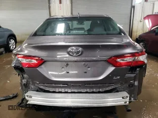 2020 Toyota Camry LE with VIN 4T1C11AK9LU939110, listed as a Copart auction lot 46349425 with 80,550 mi miles and Salvage Title. Bid and sale history available at carsss.com. Image 6.