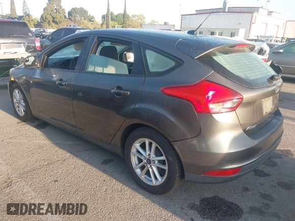 2015 Ford Focus SE with VIN 1FADP3K26FL342515, listed as a IAAI auction lot 41981596 with 112,470 mi miles. Bid and sale history available at carsss.com. Image 3.