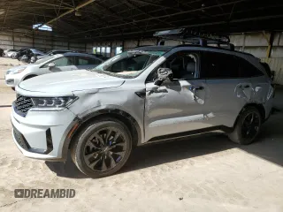 2022 Kia Sorento SX z VIN 5XYRK4LF5NG114859, wystawiony jako Copart lot #58361485 z przebiegiem 51 825 mil mil oraz Szkoda całkowita • Salvage title. Historia ofert i sprzedaży dostępna na DreamBid. Obrazek 1.