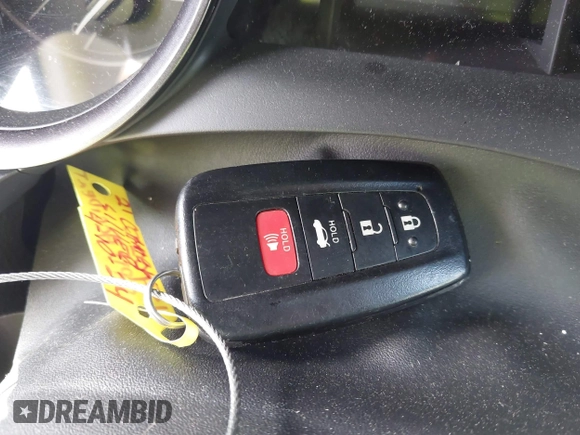 2021 Toyota Camry SE Nightshade with VIN 4T1T11AK3MU542610, listed as a IAAI auction lot 39350024 with 71,086 mi miles and . Bid and sale history available at DreamBid. Image 11.