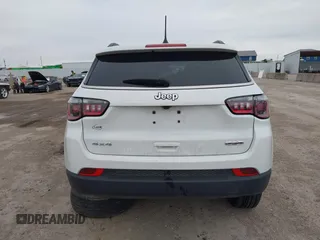 2024 Jeep Compass Latitude Lux with VIN 3C4NJDFN4RT169922, listed as a IAAI auction lot 41564166 with 16,097 mi miles and . Bid and sale history available at DreamBid. Image 16.
