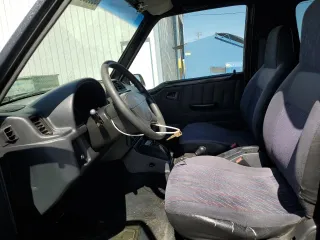 1996 Chevrolet Tracker z VIN 2CNBJ1869T6912380, wystawiony jako Copart lot #68080054 z przebiegiem 175 206 mil mil oraz Szkoda całkowita • Salvage title. Historia ofert i sprzedaży dostępna na DreamBid. Obrazek 7.