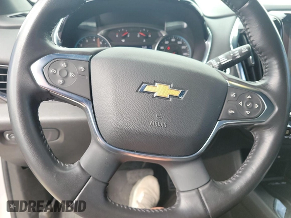 2022 Chevrolet Traverse LT Cloth z VIN 1GNEVGKWXNJ169131, wystawiony jako IAAI lot #42561409 z przebiegiem 87 915 mil mil oraz . Historia ofert i sprzedaży dostępna na DreamBid. Obrazek 15.