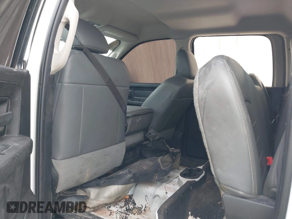 2018 Ram 2500 Tradesman with VIN 3C6UR5HJ1JG403796, listed as a IAAI auction lot 42172033 with 163,752 mi miles and . Bid and sale history available at DreamBid. Image 8.