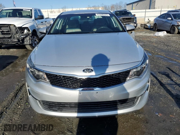 2016 Kia Optima LX with VIN 5XXGT4L30GG020082, listed as a Copart auction lot 87690225 with 81,067 mi miles and Salvage Title. Bid and sale history available at carsss.com. Image 5.