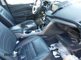 2014 Ford Escape SE with VIN 1FMCU9GX5EUE19501, listed as a IAAI auction lot 41862559 with Not Provided miles and . Bid and sale history available at carsss.com. Image 5.