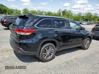 2018 Toyota Highlander Hybrid XLE with VIN 5TDJGRFH1JS038904, listed as a Copart auction lot 58176435 with 38,083 mi miles and Clean title. Bid and sale history available at DreamBid. Image 3.
