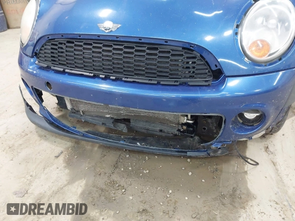 2012 MINI Hardtop with VIN WMWSU3C50CT254586, listed as a IAAI auction lot 42134122 with 223,669 mi miles and . Bid and sale history available at DreamBid. Image 6.
