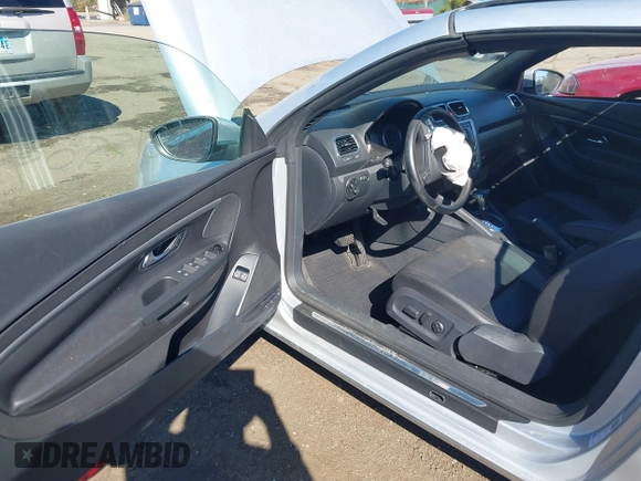 2010 Volkswagen Eos Komfort с VIN WVWBA7AH1AV023634, выставлен на аукционе IAAI как лот 40635291 с пробегом 42 152 миль миль и . История ставок и продаж доступна на DreamBid. Изображение 5.