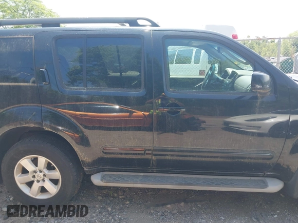 2012 Nissan Pathfinder Silver Edition z VIN 5N1AR1NB1CC639755, wystawiony jako IAAI lot #42513176 z przebiegiem 197 178 mil mil oraz . Historia ofert i sprzedaży dostępna na DreamBid. Obrazek 13.