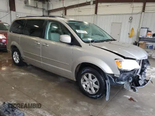 2008 Chrysler Town & Country Touring with VIN 2A8HR54P58R815950, listed as a Copart auction lot 55951155 with 211,046 mi miles and Non Repairable. Bid and sale history available at DreamBid. Image 4.