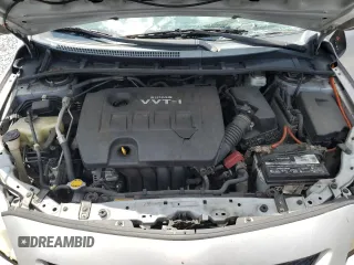 2010 Toyota Corolla с VIN 2T1BU4EE8AC352792, выставлен на аукционе Copart как лот 56949355 с пробегом 172 687 миль миль и Списание • Salvage title. История ставок и продаж доступна на DreamBid. Изображение 11.