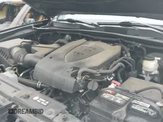 2016 Toyota Tacoma SR5 с VIN 3TMAZ5CN8GM008210, выставлен на аукционе IAAI как лот 41974557 с пробегом 98 500 миль миль и . История ставок и продаж доступна на DreamBid. Изображение 19.