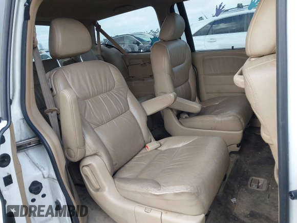 2006 Honda Odyssey EX-L z VIN 5FNRL38766B452806, wystawiony jako IAAI lot #41931830 z przebiegiem 133 822 mil mil oraz . Historia ofert i sprzedaży dostępna na DreamBid. Obrazek 8.