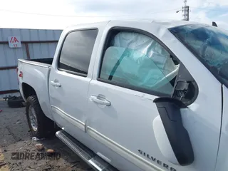 2013 Chevrolet Silverado 1500 LT with VIN 3GCPKSE7XDG118567, listed as a IAAI auction lot 41063149 with 1 mi miles. Bid and sale history available at carsss.com. Image 13.