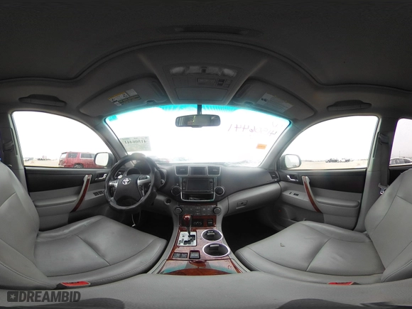 2013 Toyota Highlander Limited with VIN 5TDYK3EH3DS105986, listed as a IAAI auction lot 41506441 with 173,711 mi miles. Bid and sale history available at carsss.com. Image 19.
