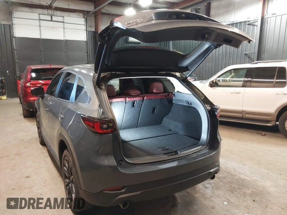 2022 Mazda CX-5 2.5 S Preferred Package with VIN JM3KFBCM7N0532765, listed as a IAAI auction lot 41576385 with 27,164 mi miles. Bid and sale history available at carsss.com. Image 3.