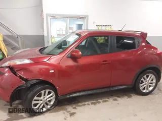 2013 Nissan Juke S with VIN JN8AF5MR2DT218085, listed as a IAAI auction lot 41706616 with 78,067 mi miles. Bid and sale history available at carsss.com. Image 15.