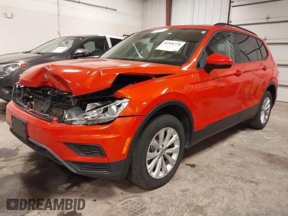 2019 Volkswagen Tiguan S z VIN 3VV0B7AX3KM075498, wystawiony jako IAAI lot #41501778 z przebiegiem 143 262 mil mil oraz . Historia ofert i sprzedaży dostępna na DreamBid. Obrazek 18.
