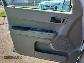 2008 Ford Escape Hybrid с VIN 1FMCU59H98KA12490, выставлен на аукционе IAAI как лот 42254109 с пробегом 132 168 миль миль и . История ставок и продаж доступна на DreamBid. Изображение 1.