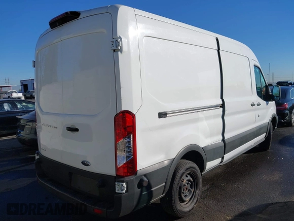 2018 Ford Transit with VIN 1FTBW2CG8JKB46535, listed as a IAAI auction lot 41279395 with 82,301 mi miles and . Bid and sale history available at DreamBid. Image 4.