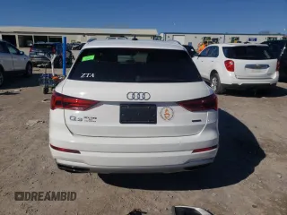 2019 Audi Q3 Premium with VIN WA1AECF3XK1079418, listed as a Copart auction lot 38725843 with 95,597 mi miles. Bid and sale history available at carsss.com. Image 6.