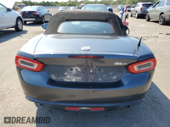 2017 FIAT 124 Spider Lusso z VIN JC1NFAEK0H0128364, wystawiony jako Copart lot #69865014 z przebiegiem 10 208 mil mil oraz Nie do naprawy • Non repairable. Historia ofert i sprzedaży dostępna na DreamBid. Obrazek 6.