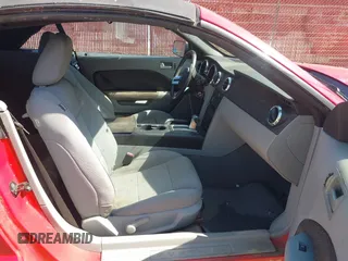 2009 Ford Mustang with VIN 1ZVHT84N795112662, listed as a IAAI auction lot 42322437 with Not provided miles and . Bid and sale history available at DreamBid. Image 5.