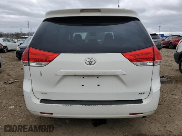2011 Toyota Sienna XLE AAS with VIN 5TDYK3DC3BS175507, listed as a Copart auction lot 53231855 with 245,149 mi miles and Clean title. Bid and sale history available at DreamBid. Image 6.