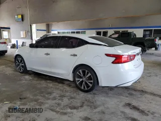 2016 Nissan Maxima SR z VIN 1N4AA6AP0GC438239, wystawiony jako Copart lot #55441945 z przebiegiem 68 614 mil mil oraz Szkoda całkowita • Salvage title. Historia ofert i sprzedaży dostępna na DreamBid. Obrazek 2.
