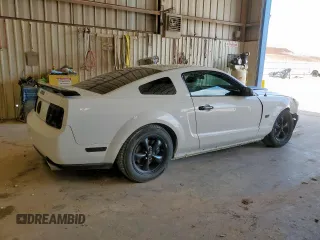 2007 Ford Mustang GT Deluxe с VIN 1ZVFT82H275239465, выставлен на аукционе Copart как лот 58575635 с пробегом 128 481 миль миль и Списание • Salvage title. История ставок и продаж доступна на DreamBid. Изображение 3.