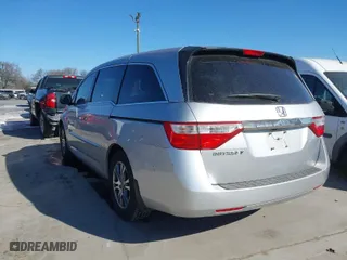 2013 Honda Odyssey EX-L with VIN 5FNRL5H65DB046726, listed as a IAAI auction lot 41763685 with 140,476 mi miles. Bid and sale history available at carsss.com. Image 3.