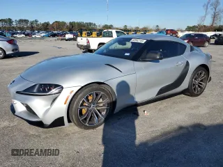 2022 Toyota GR Supra 2.0 with VIN WZ1DB2C08NW046734, listed as a Copart auction lot 83992154 with 43,576 mi miles and Salvage Title. Bid and sale history available at carsss.com. Image 1.