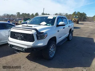 2019 Toyota Tundra 4WD SR5 with VIN 5TFDY5F18KX866854, listed as a IAAI auction lot 41612690 with 76,194 mi miles. Bid and sale history available at carsss.com. Image 17.