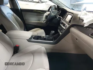 2018 Hyundai Sonata Limited with VIN 5NPE34AF2JH604872, listed as a IAAI auction lot 41740844 with 47,017 mi miles and . Bid and sale history available at DreamBid. Image 5.