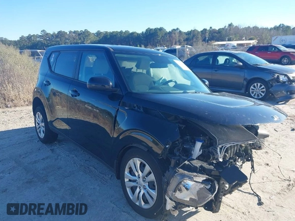 2021 Kia Soul LX with VIN KNDJ23AU8M7787150, listed as a IAAI auction lot 41234668 with 20,841 mi miles. Bid and sale history available at carsss.com. Image 1.