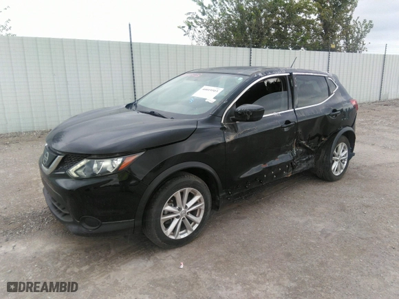 2018 Nissan Rogue Sport S with VIN JN1BJ1CP3JW501194, listed as a IAAI auction lot 40019503 with 63,929 mi miles. Bid and sale history available at carsss.com. Image 2.