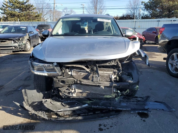 2021 Volkswagen Tiguan S with VIN 3VV1B7AX7MM005980, listed as a Copart auction lot 42827715 with 34,940 mi miles and Salvage Title. Bid and sale history available at carsss.com. Image 5.