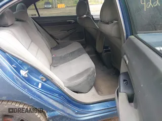 2008 Honda Civic LX z VIN 2HGFA16518H535038, wystawiony jako IAAI lot #42294996 z przebiegiem 218 643 mil mil oraz . Historia ofert i sprzedaży dostępna na DreamBid. Obrazek 8.