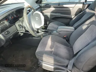 2005 Chrysler Sebring with VIN 1C3EL45X25N677043, listed as a Copart auction lot 82529324 with 105,774 mi miles and Salvage title. Bid and sale history available at DreamBid. Image 7.